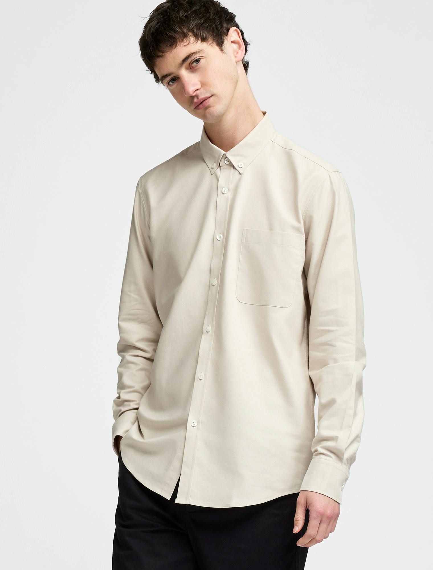 Men's Smith Oxford Long Sleeve Shirt in Oatmeal cotton